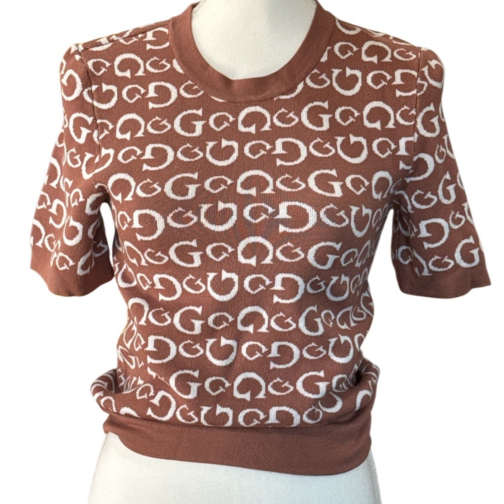 Guess Brown and White Logo Short Sleeve Top NWOT size L